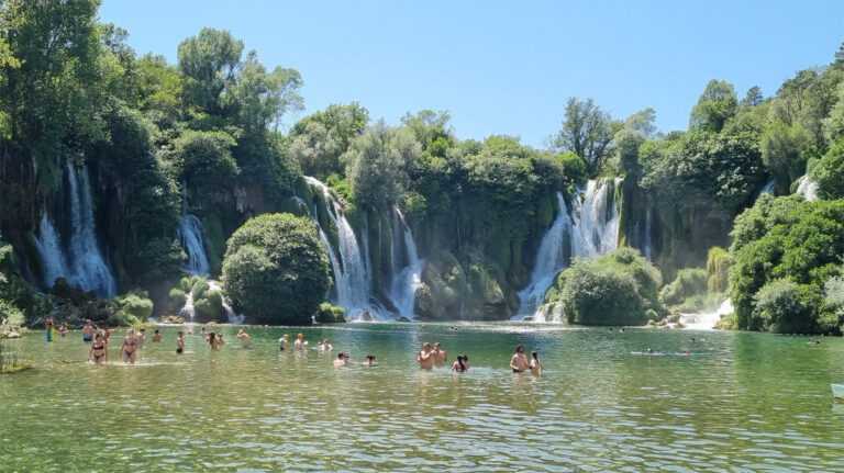 Kravica Waterfall: Bosnia